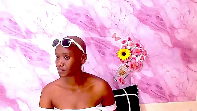 Snapshot of EbonyOlive69 chatting on 16, 2, 2026 EbonyOlive69 online show from 16, 2, 2026