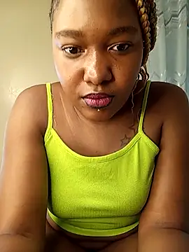 Pretty tiffany online show from 17, 12, 2025