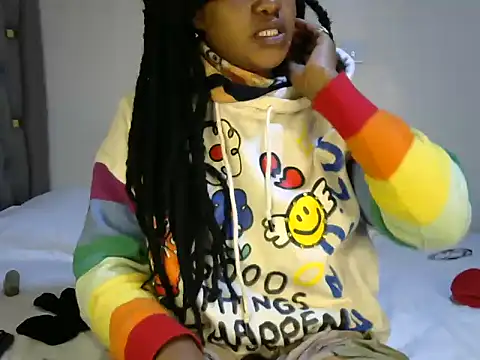 Snapshot of Pretty_tiffany chatting on 7, 10, 2025 Pretty tiffany online show from 7, 10, 2025