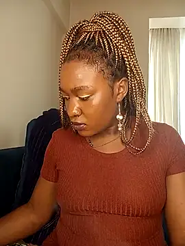 Snapshot of Pretty_tiffany chatting on 3, 11, 2025 Pretty tiffany online show from 3, 11, 2025