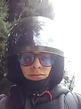 Cuervo maniaco online show from 21, 2, 2025