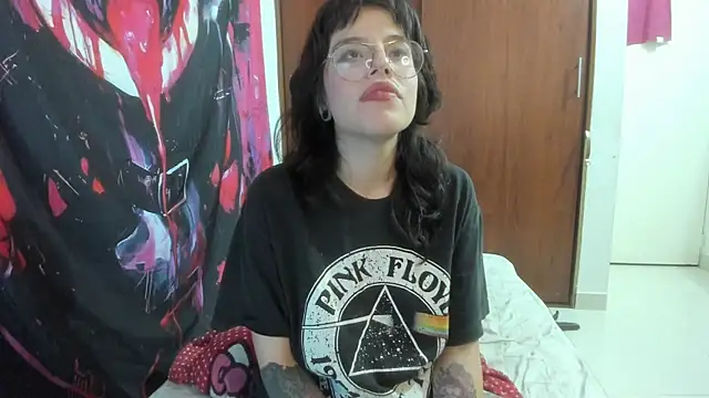 Lucyfx666 online show from 17, 12, 2025