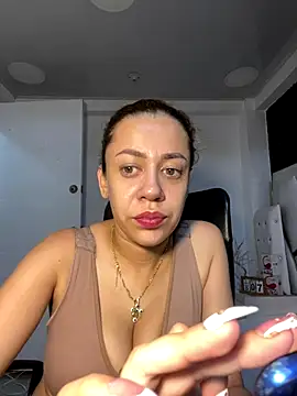 AnnbellaRosse online show from 9, 10, 2025