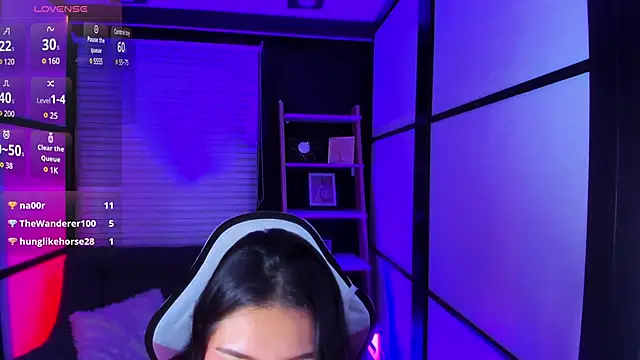 TifanyWhite  online show from 3, 2, 2025