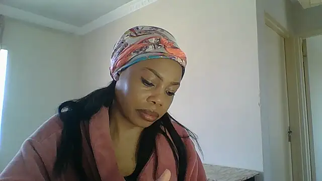 Snapshot of NAUGHTYSHALOTXX chatting on 8, 7, 2026 NAUGHTYSHALOTXX online show from 8, 7, 2026