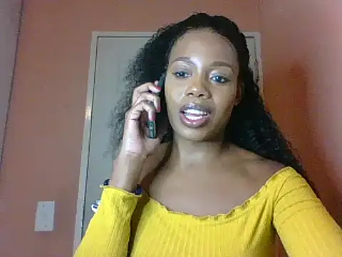 NAUGHTYSHALOTXX online show from 12, 3, 2025