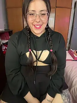 Mizztikaa online show from 13, 10, 2025