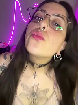 Mizztikaa online show from 26, 2, 2025