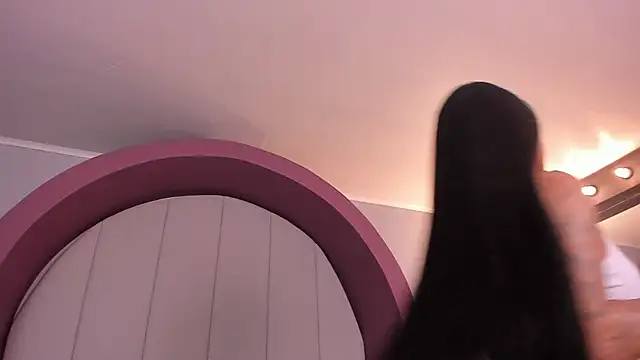 morganlake  online show from 31, 10, 2025