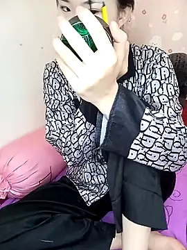 Alissa 121 online show from 23, 1, 2025