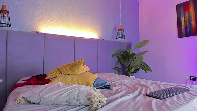 Snapshot of Annie-Wolf chatting on 14, 3, 2025 Annie-Wolf online show from 14, 3, 2025