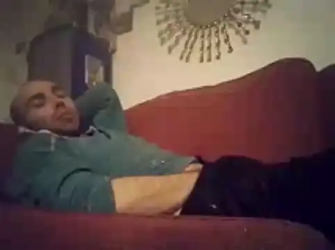 Snapshot of DrbigdickUK chatting on 3, 12, 2025 DrbigdickUK online show from 3, 12, 2025