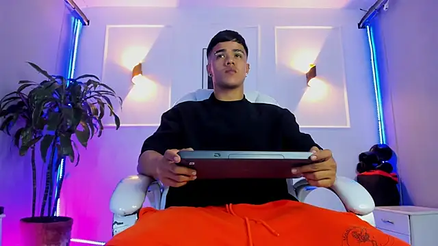 Rob saenz  online show from 8, 11, 2025