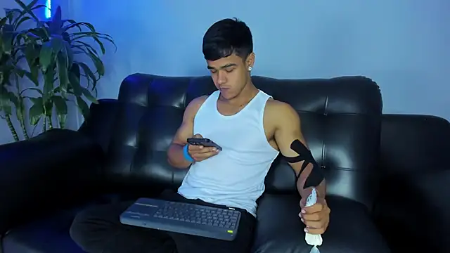 Rob saenz  online show from 30, 9, 2025