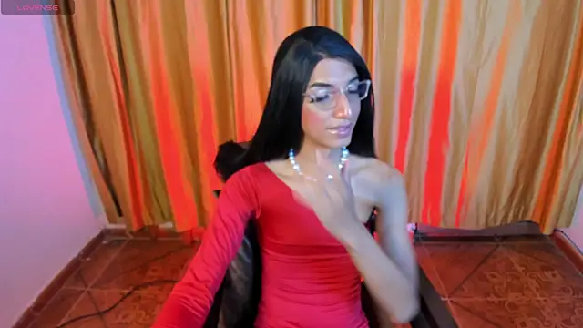 Snapshot of CharlotteLauren chatting on 29, 7, 2026 CharlotteLauren online show from 29, 7, 2026