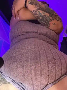 KinkyJessyHotxx online show from 22, 10, 2025