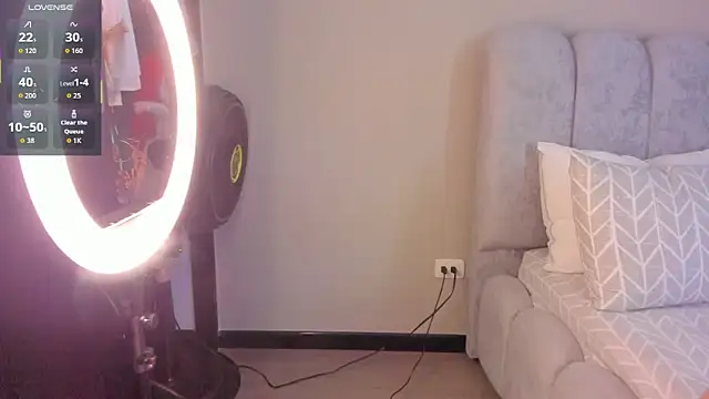 ashlyestone online show from 19, 11, 2025