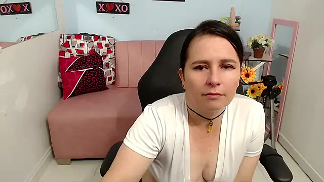 victoria jones online show from 11, 10, 2025