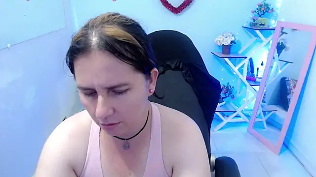 victoria jones online show from 13, 2, 2026