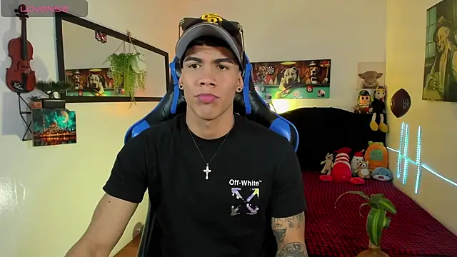 Damian latinxxx online show from 11, 4, 2026