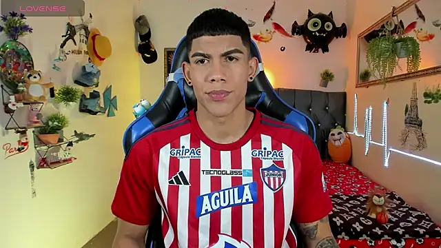 Damian latinxxx online show from 17, 11, 2025