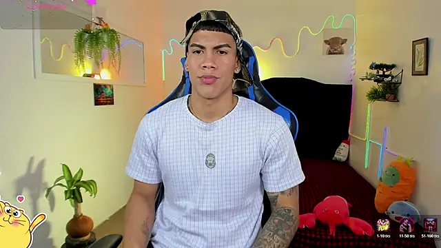 Snapshot of Damian_latinxxx chatting on 20, 2, 2026 Damian latinxxx online show from 20, 2, 2026