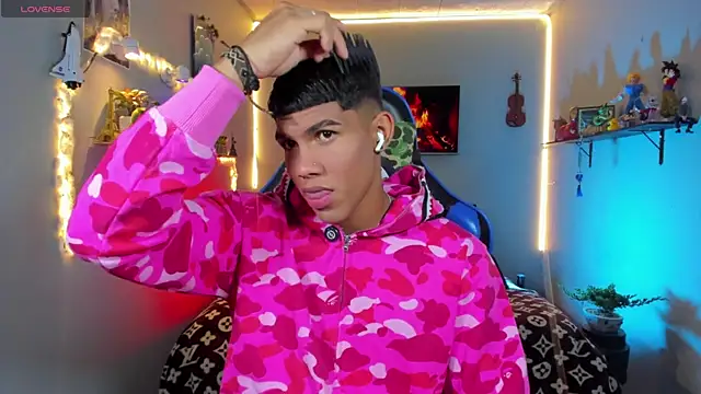 Damian latinxxx online show from 23, 7, 2026