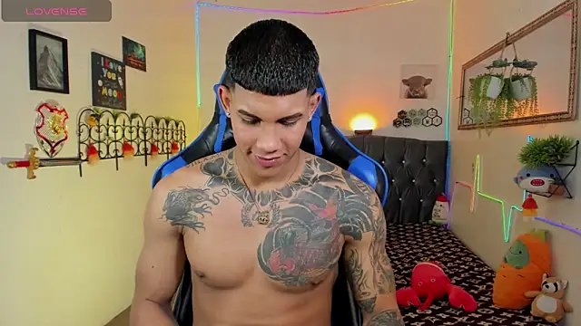 Snapshot of Damian_latinxxx chatting on 31, 1, 2026 Damian latinxxx online show from 31, 1, 2026