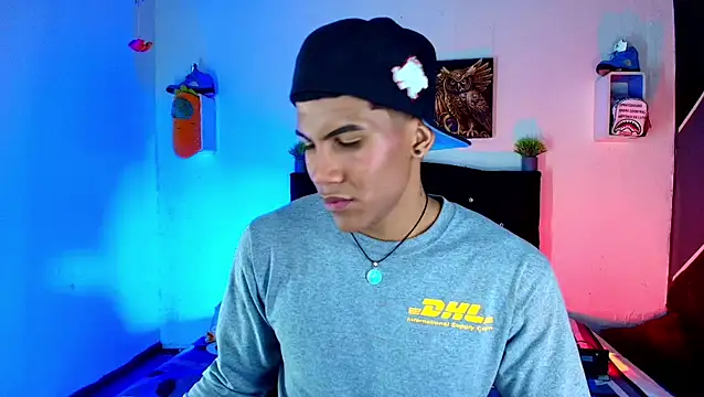 Damian latinxxx online show from 13, 3, 2025