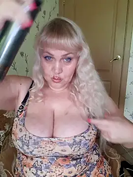 IsabellaBoni online show from 20, 5, 2026