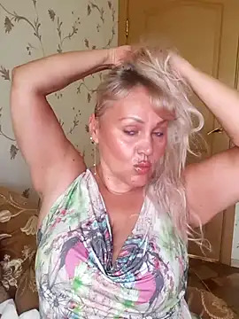 IsabellaBoni online show from 27, 7, 2026