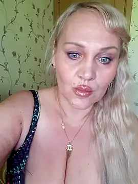 IsabellaBoni online show from 17, 5, 2026
