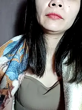 Cute20love20 online show from 5, 2, 2025