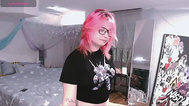 candy lina online show from 7, 5, 2026