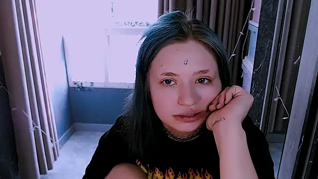 candy lina online show from 19, 10, 2025