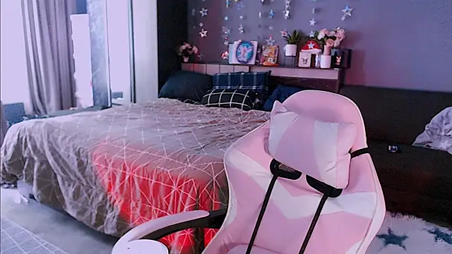 candy lina online show from 20, 9, 2025