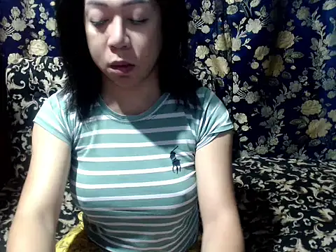 urprincessnicolexxx online show from 23, 2, 2026