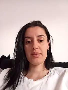 Snapshot of Catmila94 chatting on 8, 10, 2025 Catmila94 online show from 8, 10, 2025