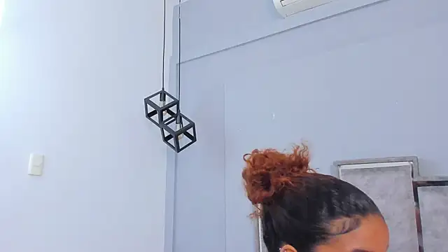 Isabellsmmith online show from 22, 3, 2025