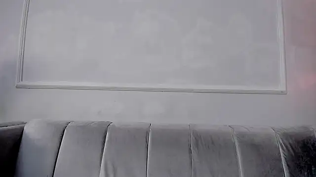 Isabellsmmith online show from 12, 3, 2025