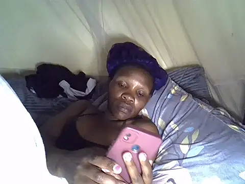 Snapshot of Sweet_serah chatting on 23, 3, 2026 Sweet serah online show from 23, 3, 2026