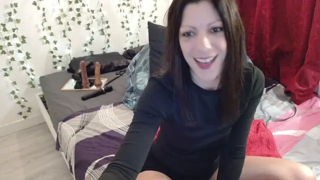 Cataleyaloca online show from 24, 11, 2025