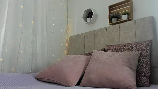 Zara dulce online show from 18, 3, 2025