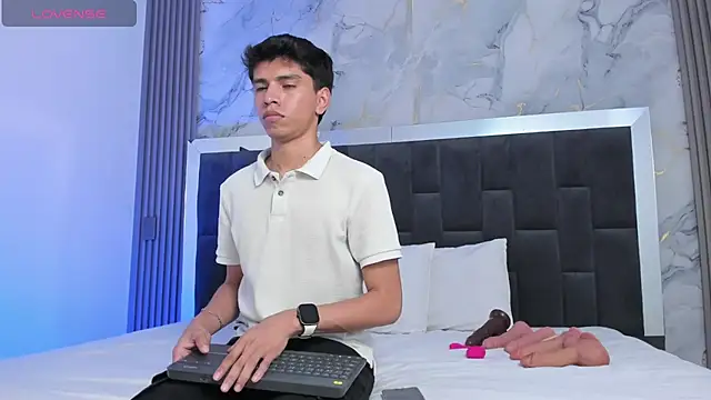 Santy carrington online show from 14, 4, 2026