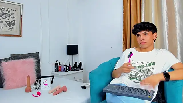 Snapshot of Santy_carrington chatting on 18, 1, 2025 Santy carrington online show from 18, 1, 2025