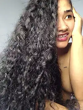 Snapshot of jaderossxx chatting on 8, 5, 2026 jaderossxx online show from 8, 5, 2026