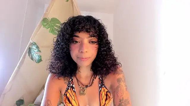 Ariella Ruiz online show from 14, 11, 2025