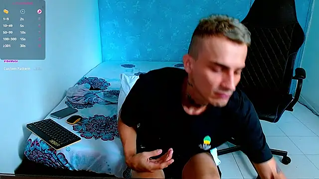 Snapshot of bray_hotboy777 chatting on 14, 2, 2025 bray hotboy777 online show from 14, 2, 2025