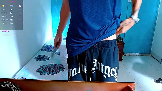 Snapshot of bray_hotboy777 chatting on 15, 2, 2025 bray hotboy777 online show from 15, 2, 2025