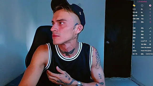 Snapshot of bray_hotboy777 chatting on 3, 12, 2025 bray hotboy777 online show from 3, 12, 2025